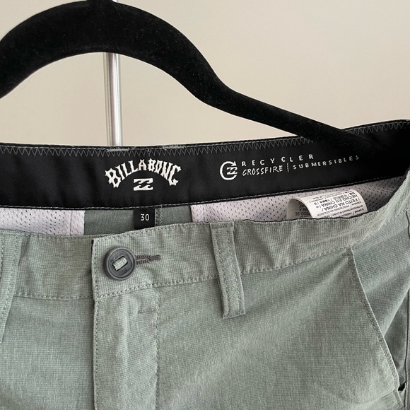 Billabong shorts - Picture 2 of 3